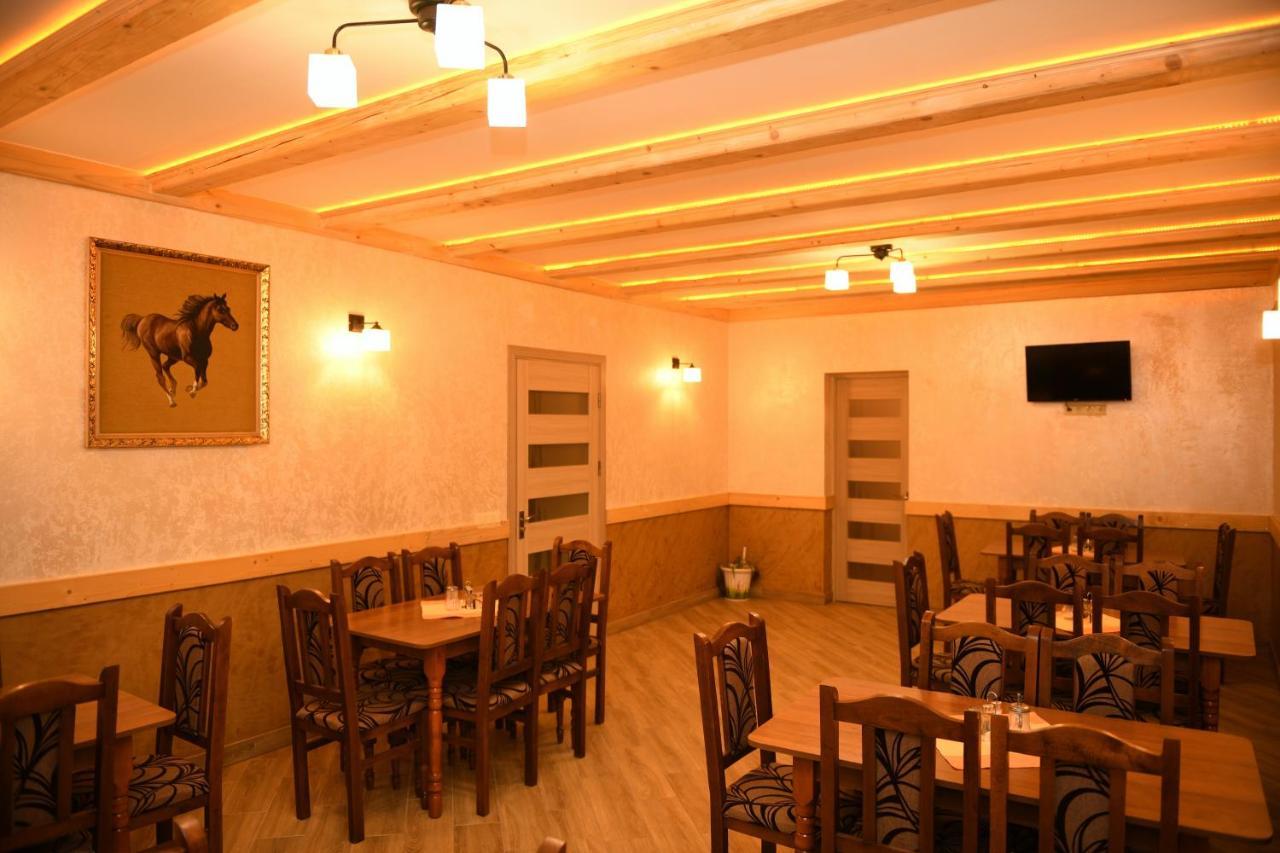 Hotel Гостинний Двір Євгенія Mizhhirya  Exterior foto